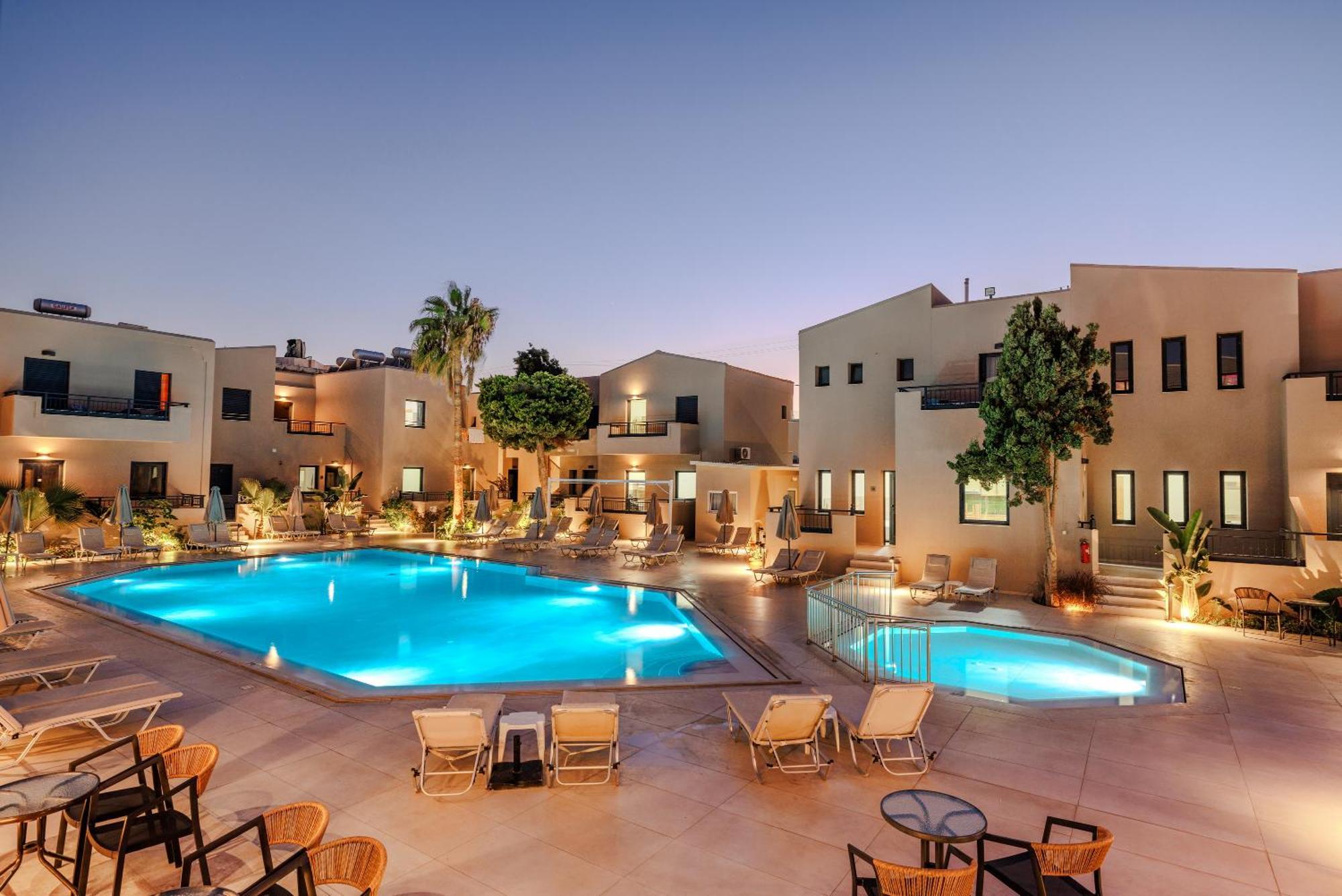 Blue Aegean Hotel & Suites กูเวส ภายนอก รูปภาพ